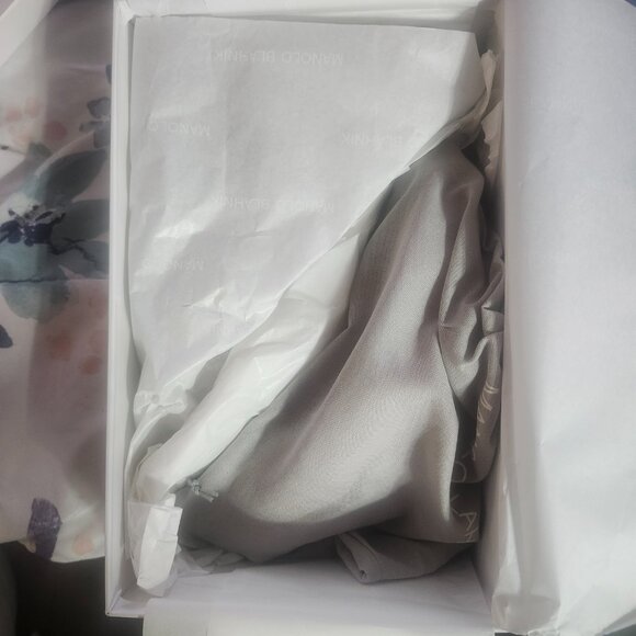 Manolo Blahnik - Picture 6 of 7